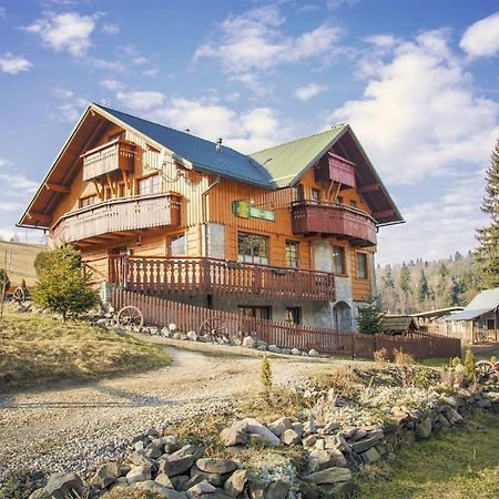 Penzion Dinda Стара-Любовня Экстерьер фото