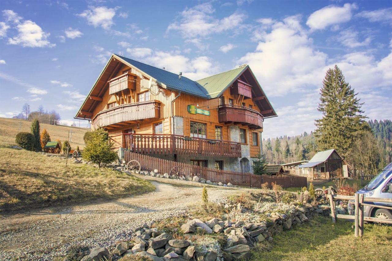 Penzion Dinda Стара-Любовня Экстерьер фото